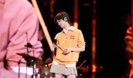 娱乐爆料许嵩视频大全下载,一键下载收藏